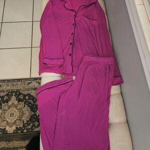 MARC NEWYORK PAJAMAS SIZE SMALL! PRE LOVED A FEW TIMES!